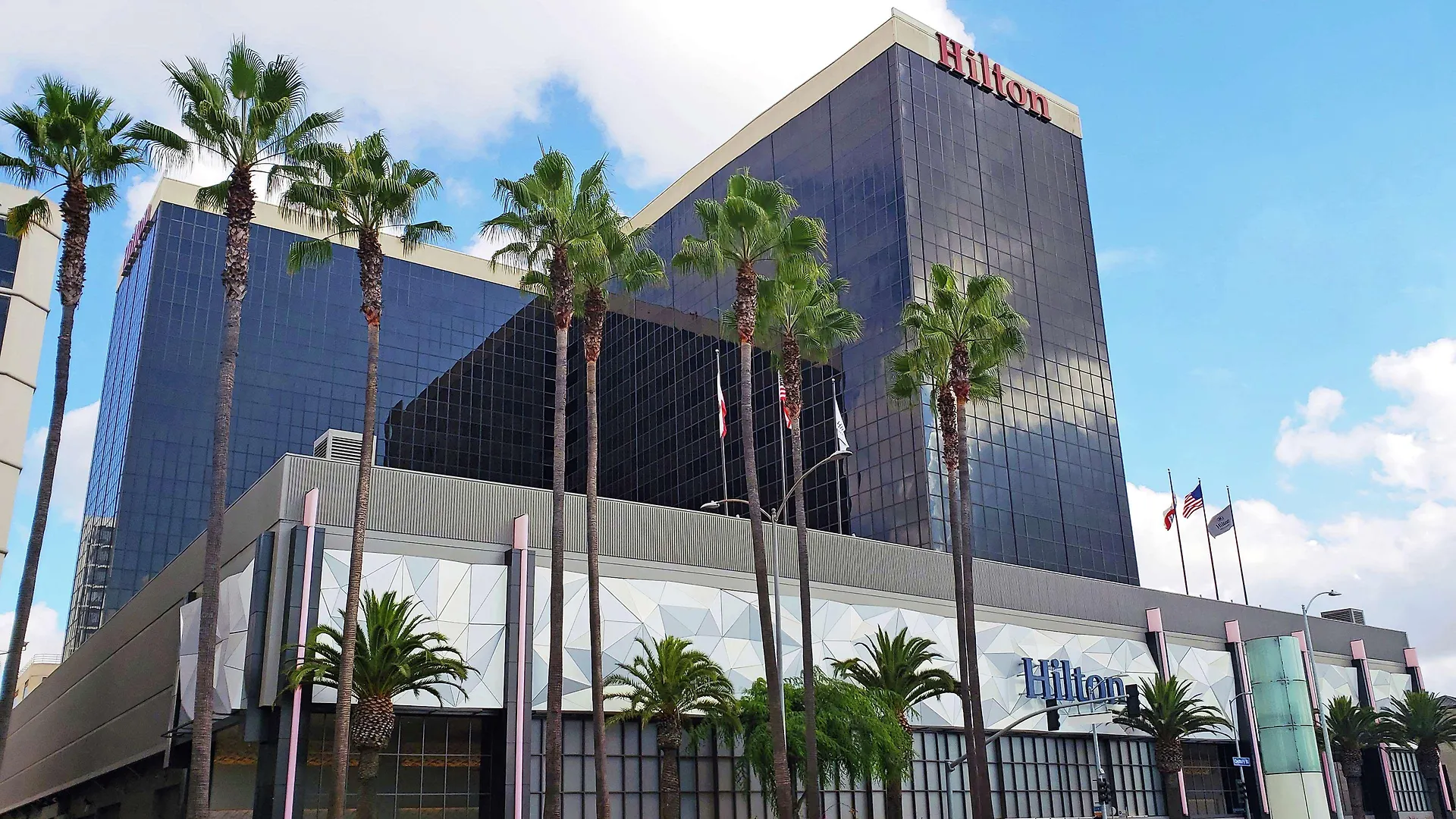 Hilton Los Angeles Airport Hotel